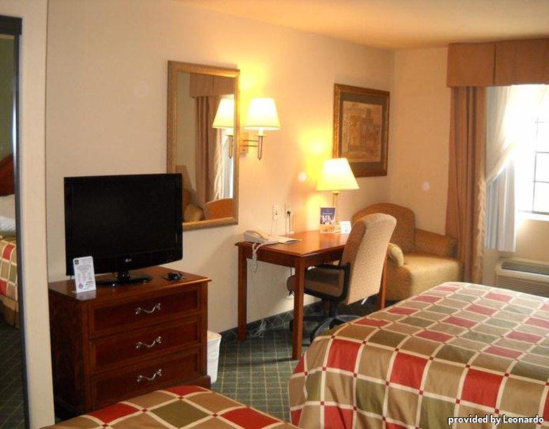Best Western Plus Зе-Вудлендс Экстерьер фото